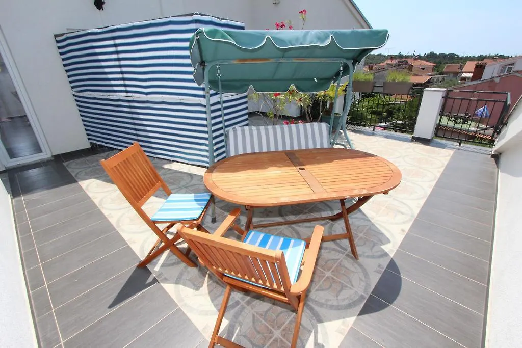 Rooms And Apartments Sally Rovinj 3*,  Croatia