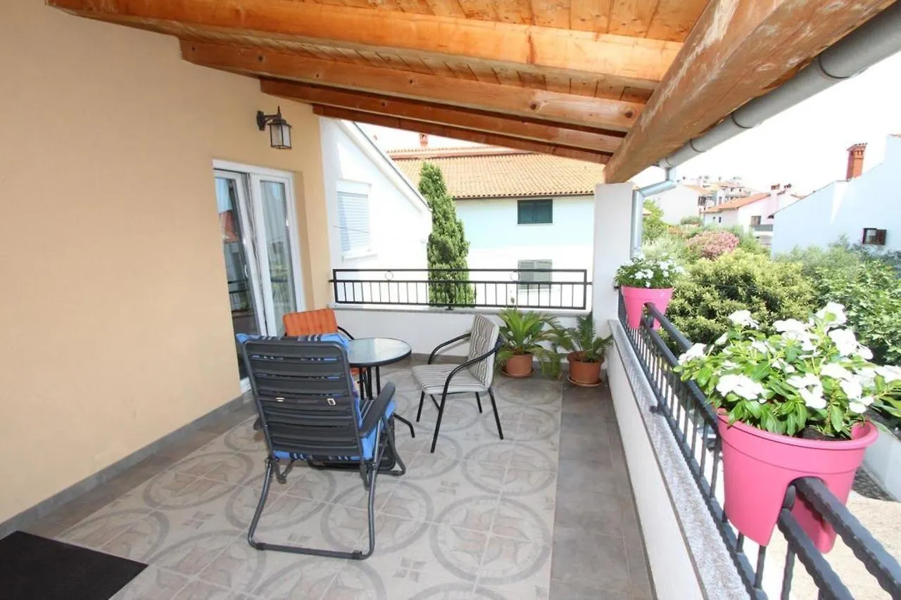 Rooms And Apartments Sally Rovinj Croatia