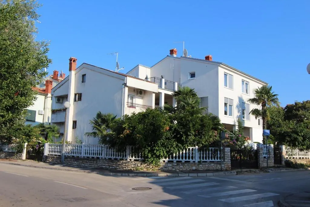Rooms And Apartments Sally Rovinj
