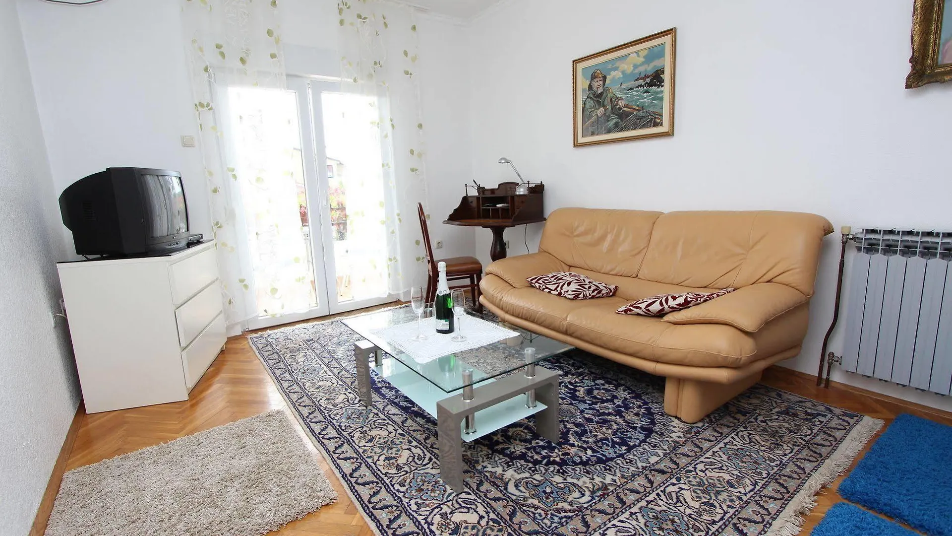 Rooms And Apartments Sally Rovinj Pensjonat